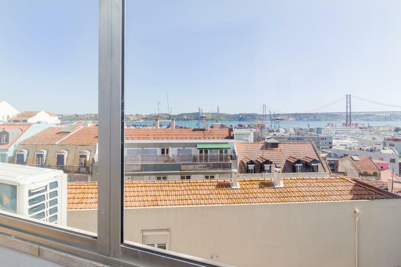 Apartamento Olá Lisbon - Lapa with Panoramic View II Exterior foto