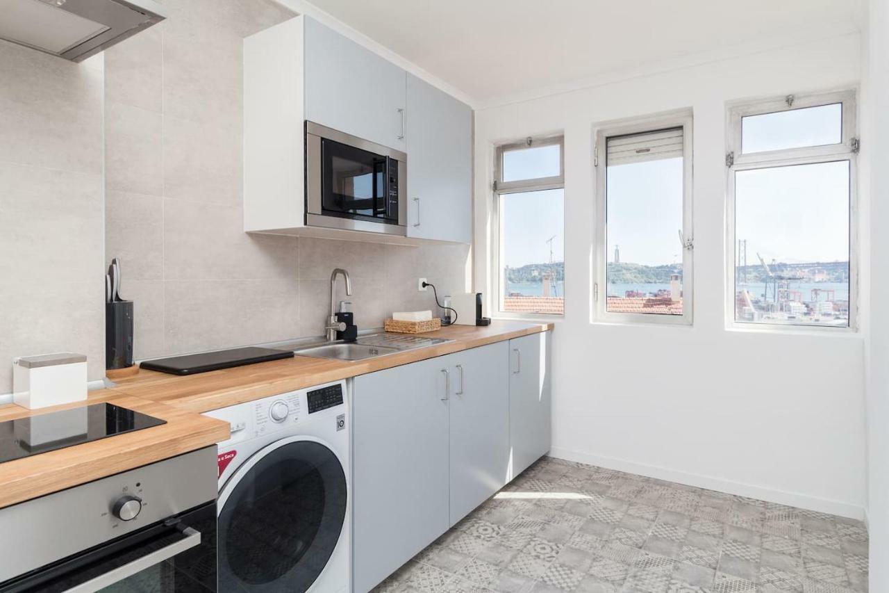 Apartamento Olá Lisbon - Lapa with Panoramic View II Exterior foto