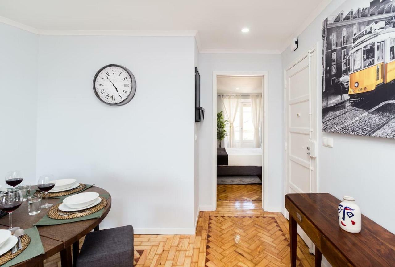Apartamento Olá Lisbon - Lapa with Panoramic View II Exterior foto