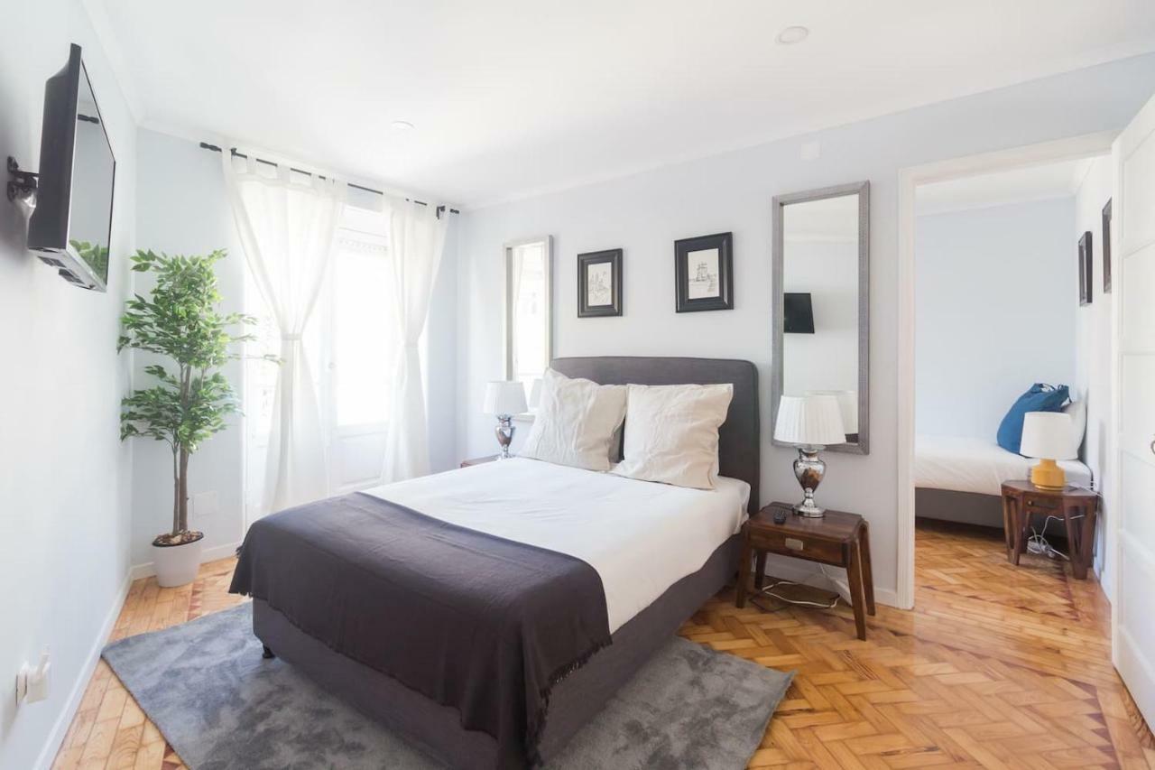 Apartamento Olá Lisbon - Lapa with Panoramic View II Exterior foto